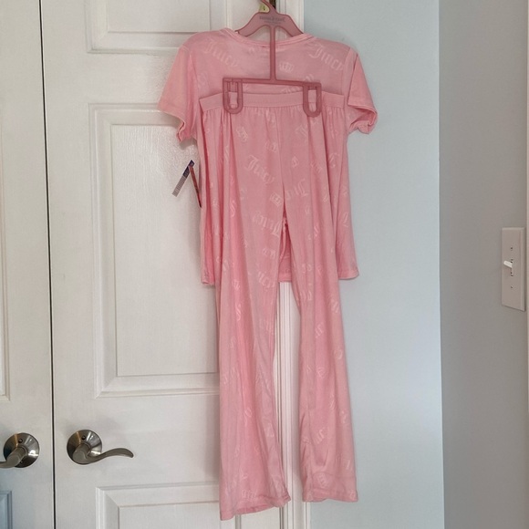 NWT JUICY COUTURE Pink 2pc Velvet Lounge Top&Pants Set with Rhinestone Logo - Picture 3 of 11